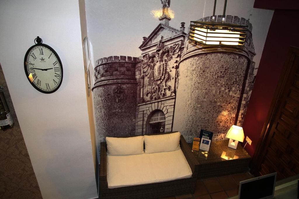 Hostal La Posada De Zocodover Toledo Bagian luar foto
