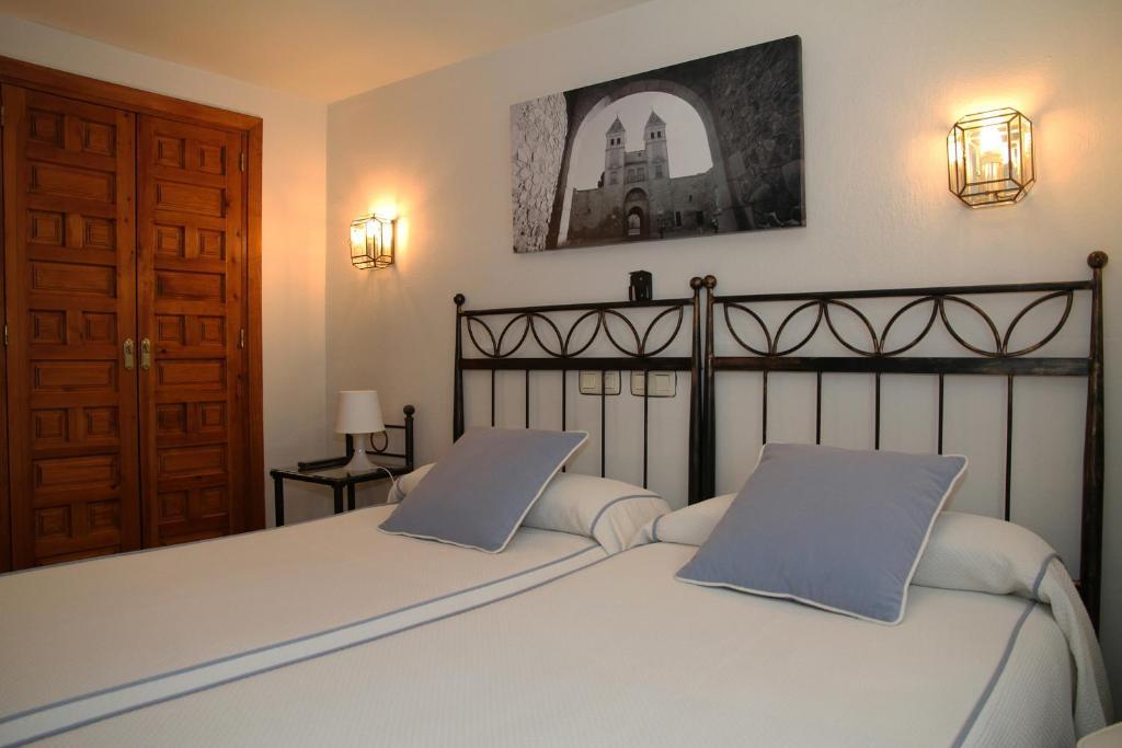 Hostal La Posada De Zocodover Toledo Bagian luar foto