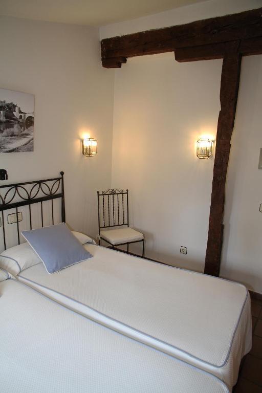 Hostal La Posada De Zocodover Toledo Bagian luar foto