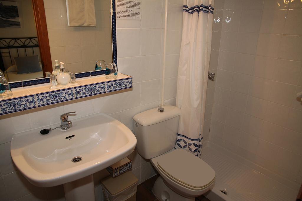 Hostal La Posada De Zocodover Toledo Bagian luar foto